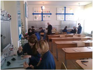 Электромонтажник