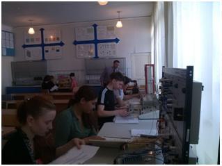 Электромонтажник